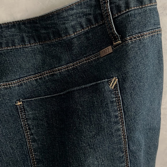 Classic 1822 Demin Cut Off Shorts, NWT - Picture 4 of 7